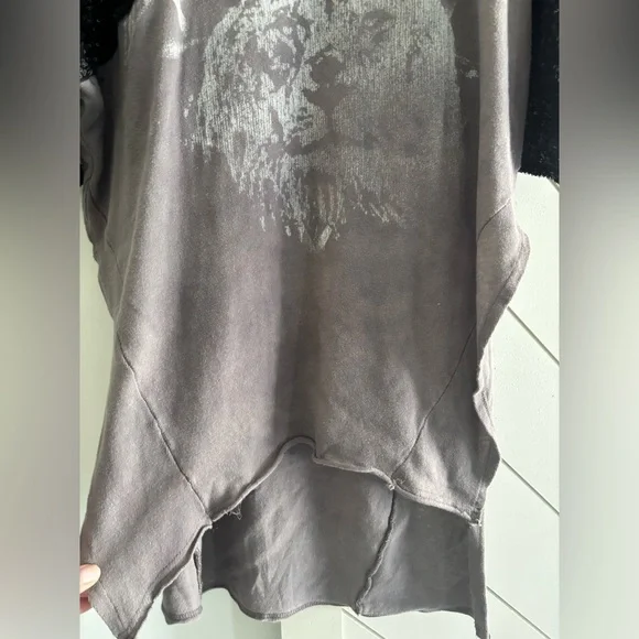 We the Free Shirt sleeved tunic like tshirt - Picture 4 of 8